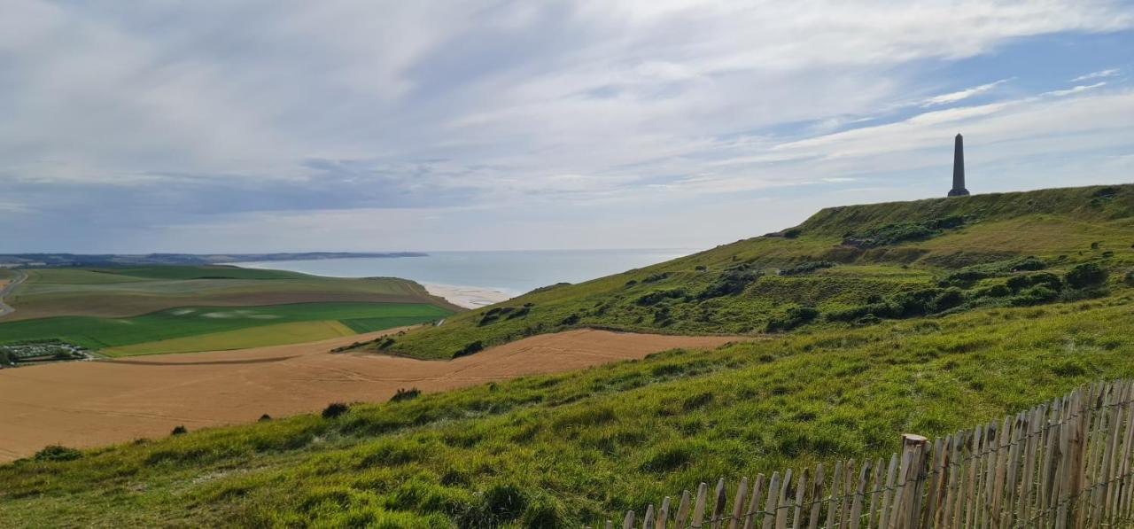 Le Pigeonnier Spa Du Panty Gite Rural De Charme Saint-Tricat 外观 照片